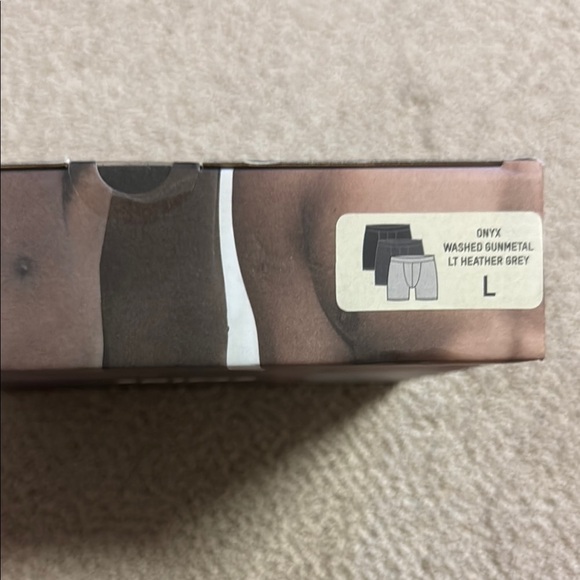 SKIMS Men's Boxer Briefs - 5 inch inseam NEW IN BOX - Picture 3 of 3